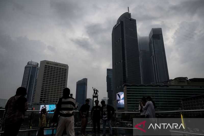 Cuaca Jumat, Sebagian Jakarta Diprakirakan Hujan pada Malam Hari