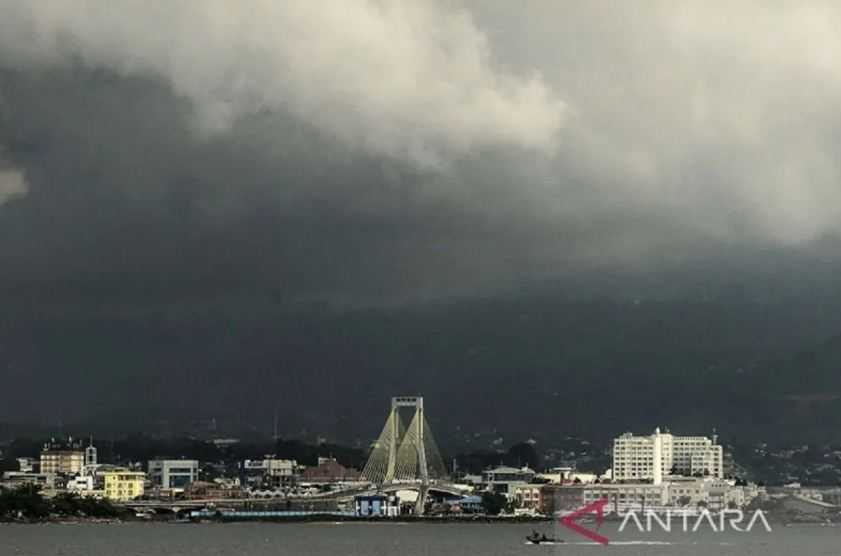 Cuaca Sebagian Besar Wilayah Indonesia Berawan, Jambi-Pekanbaru Berkabut