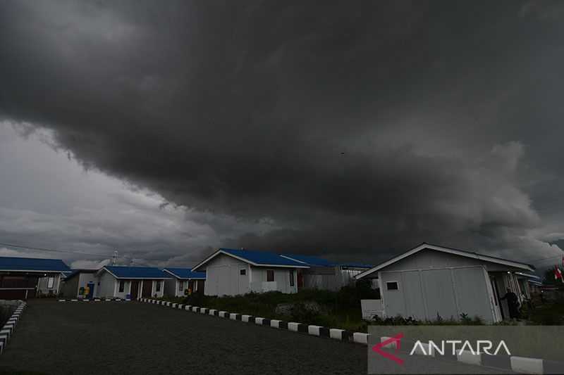 Cuaca Tak Menentu, BMKG Perkirakan Hujan Turun di Sejumlah Kota Besar, Beberapa Disertai Petir