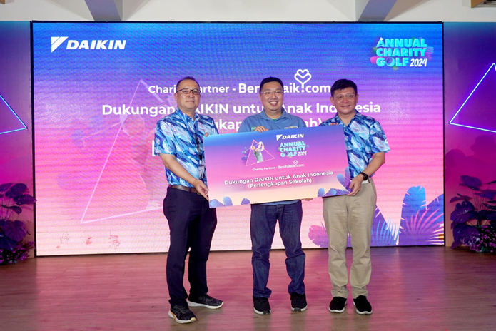 DAIKIN Himpun Dukungan Perlengkapan Sekolah Melalui Charity Golf