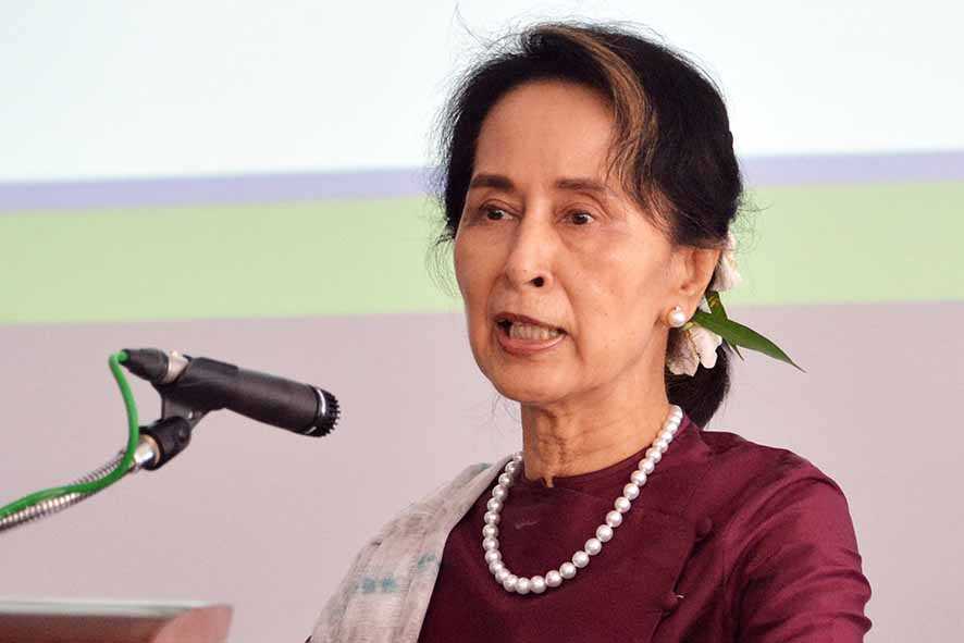 Dakwaan pada Suu Kyi Bertambah