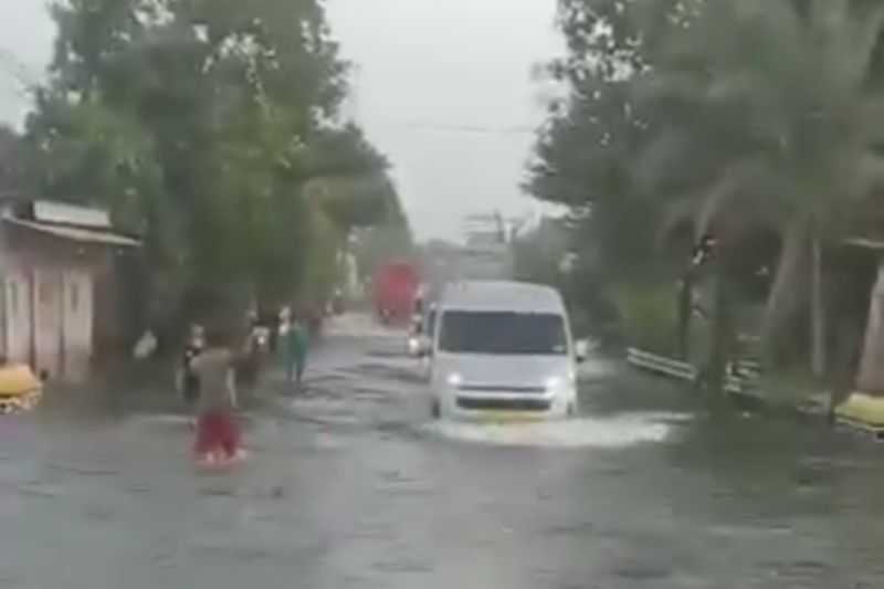 Dampak Banjir, Polres Demak Siapkan Jalur Alternatif Semarang Ke Surabaya