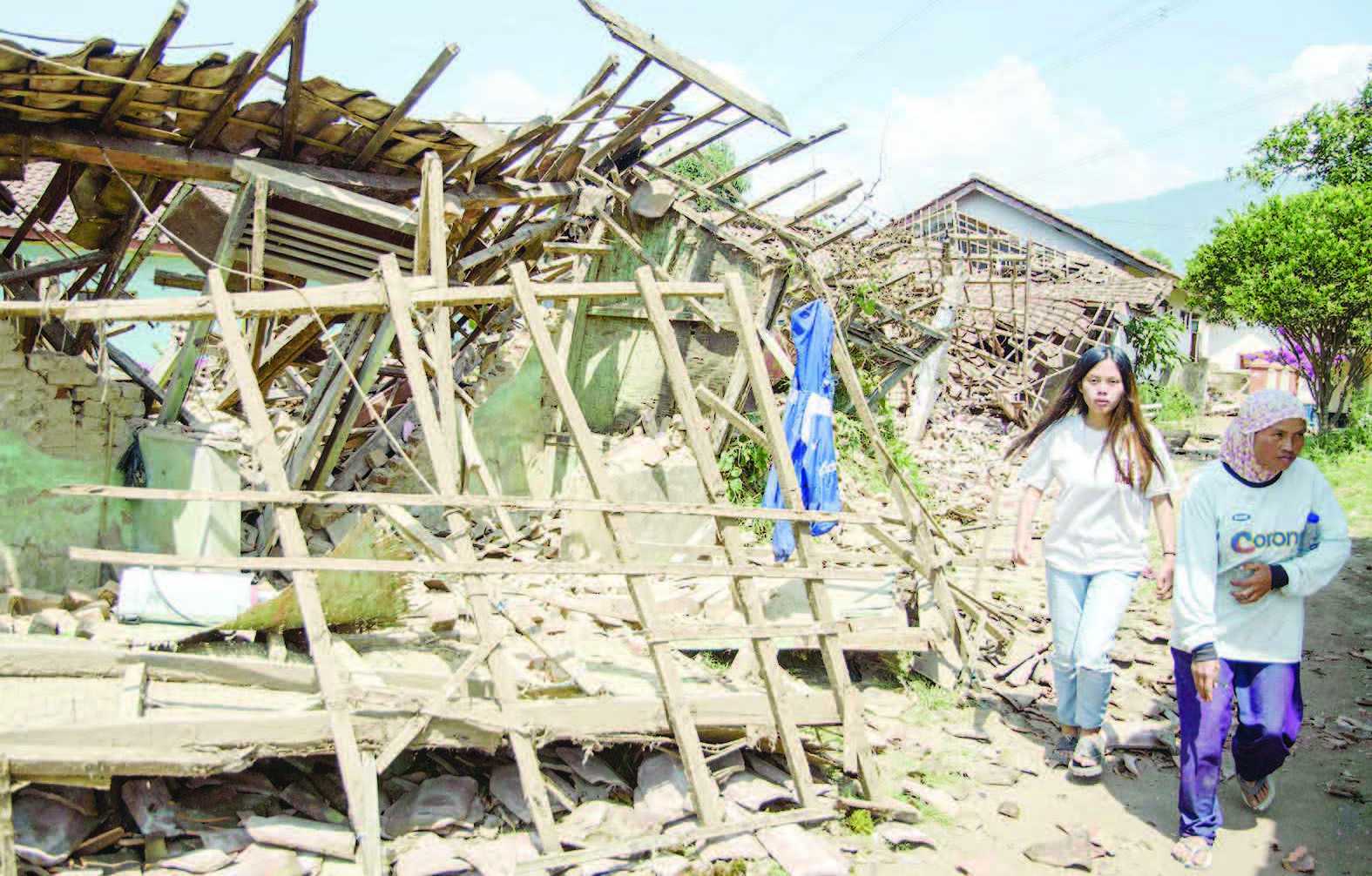 DAMPAK GEMPA BUMI DI KABUPATEN BANDUNG