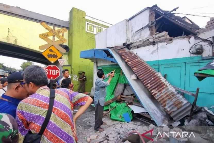 Dampak Gempa Tuban, 5 Bangunan Roboh di Surabaya
