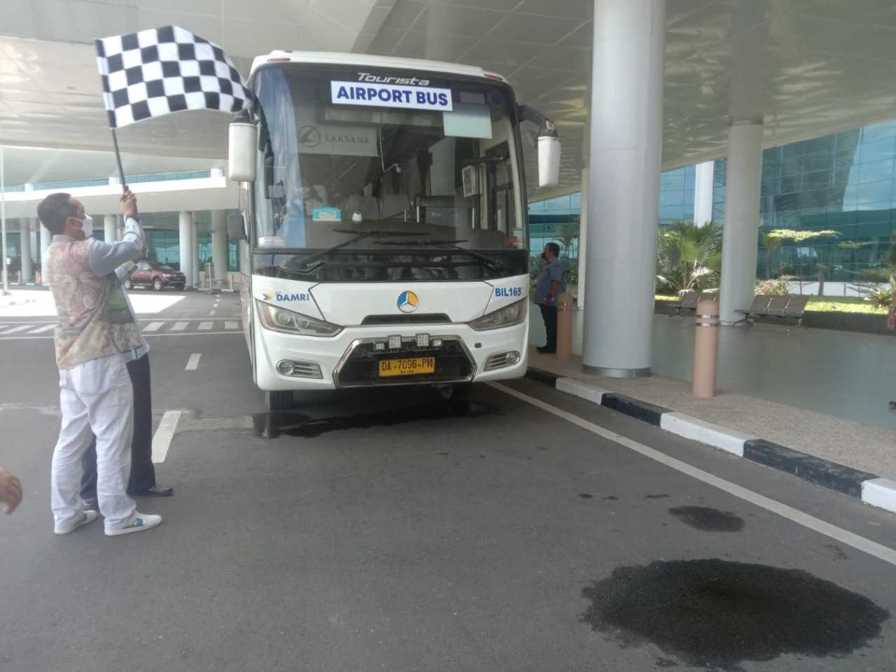 DAMRI Operasikan Bus Rute Bandara Syamsudin Noor-Kota Banjarmasin