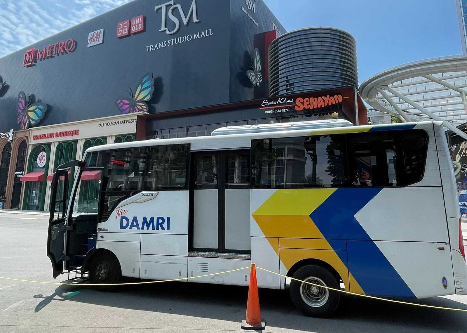 Damri Siapkan Rute Stasiun Whoosh Tegalluar ke Pusat Kota Bandung  