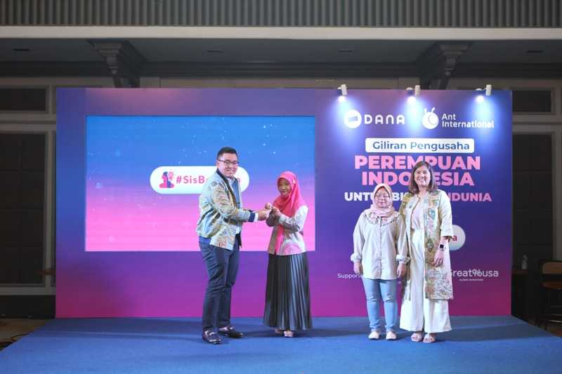 Dana Gelar Program Pemberdayaan Usaha Mikro