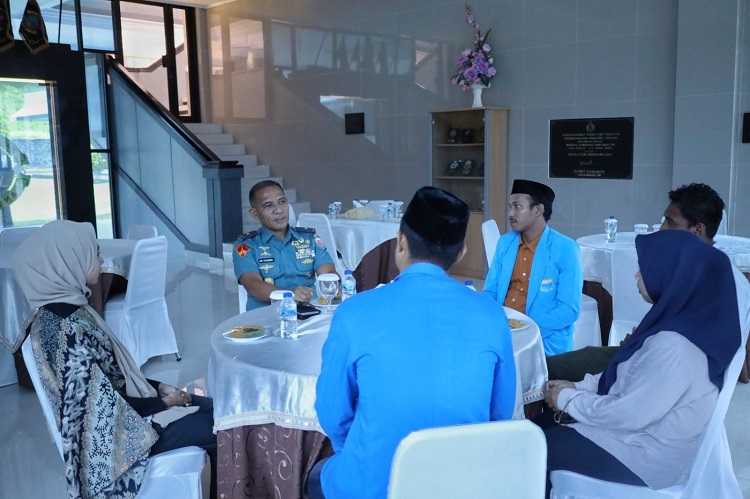 Danlantamal IX Terima Kunjungan Pengurus Koordinator Cabang PMII Maluku