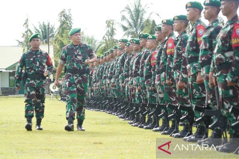 Danrem Teuku Umar Melepas Keberangkatan 555 Prajurit TNI ke Papua