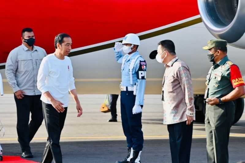 Dari Medan Terbang ke Aceh, Jokowi Akan Resmikan Pabrik Pupuk dan Serahkan KUR