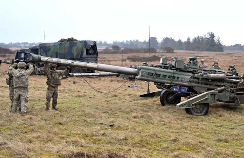 Denmark Hibahkan Seluruh Cadangan Artileri untuk Ukraina