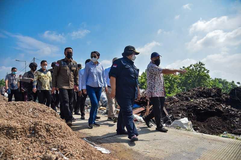 Di Mojokerto Menteri LHK Berikan Solusi Persoalan Sampah Desa Bangun