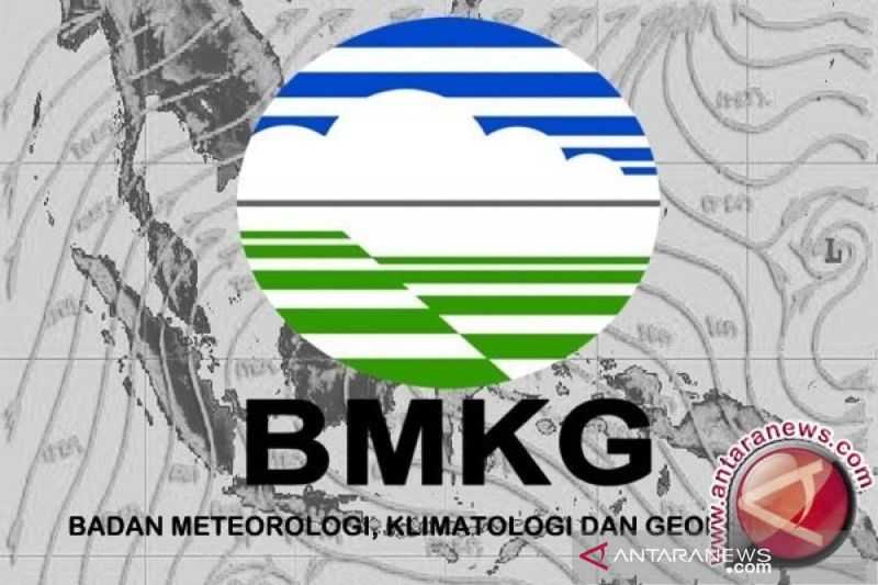 Di Rumah Saja, BMKG Peringatkan Sebagian Daerah Indonesia Diguyur Hujan