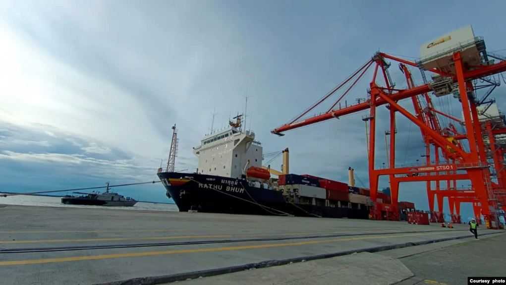 Di Tengah Larangan Ekspor Migor, TNI AL Tangkap Kapal Asing Berisi 34 Kontainer Bahan Baku Minyak Goreng di Perairan Belawan