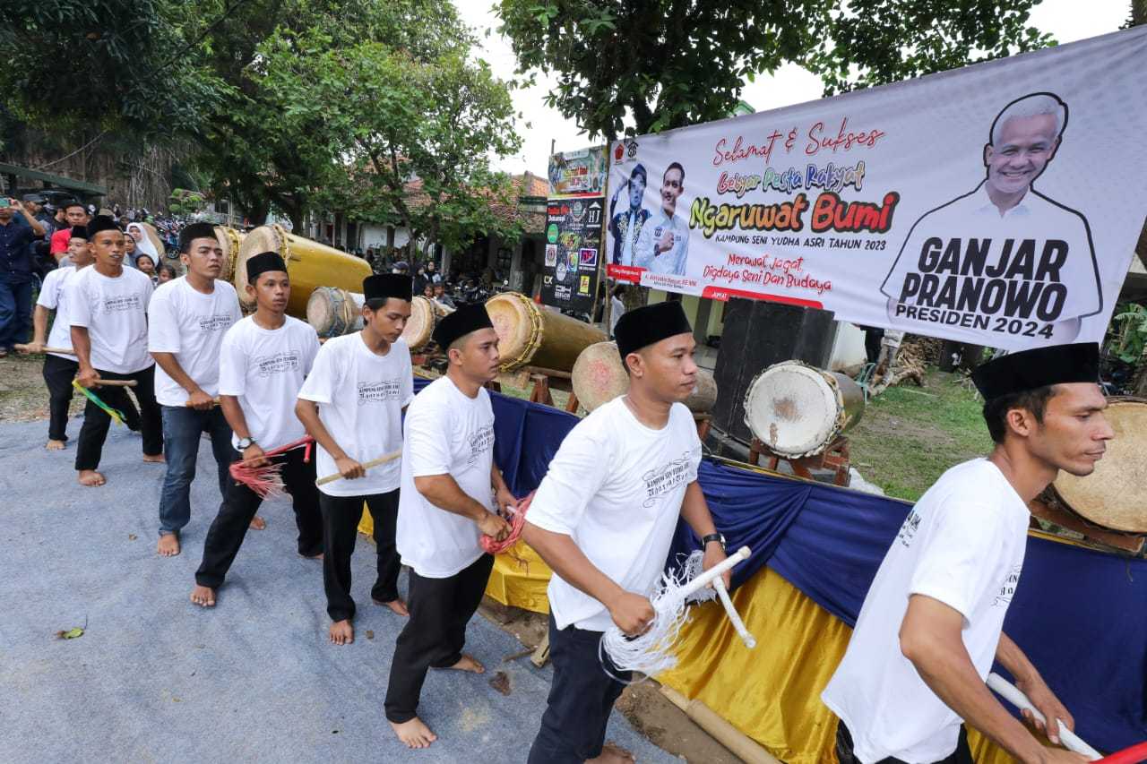 Didukung Gardu Ganjar, Pertunjukan Bedug Kerok di Banten Cetak Rekor Muri 2