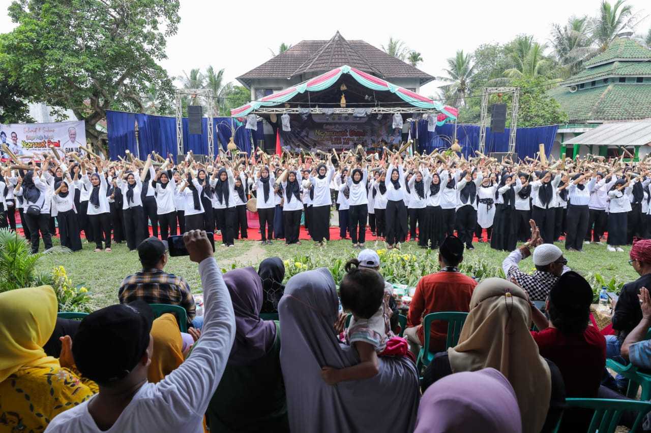 Didukung Gardu Ganjar, Pertunjukan Bedug Kerok di Banten Cetak Rekor Muri 4
