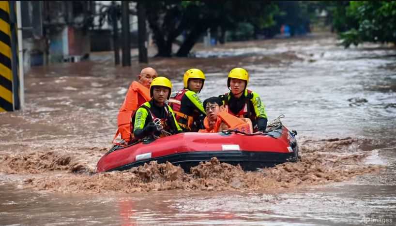 Dilanda Banjir Besar, Tiongkok Aktifkan Tanggap Darurat di Sejumlah Wilayah