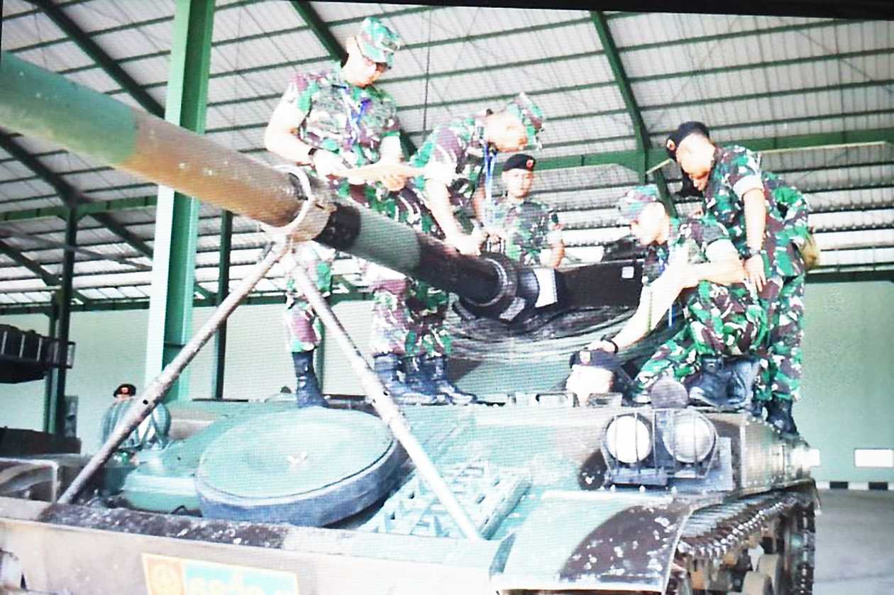 Dinas Kelaikan TNI-AD Melakukan Pemeriksaan Alutsista Yon Kav 5/DPC di Muara Enim