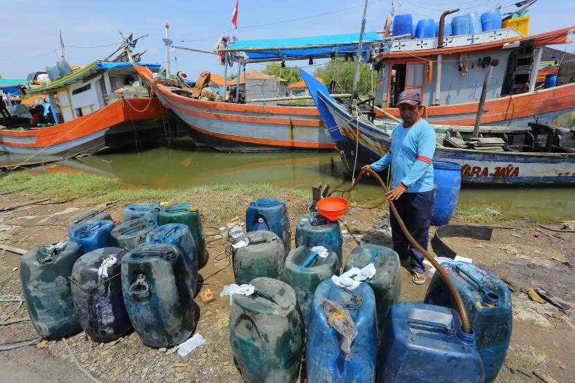Distribusi Solar Subsidi ke Nelayan Bocor