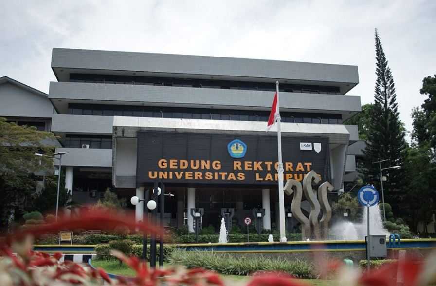Ditangkap KPK, Rektor Unila Diduga Terlibat Kasus Suap Penerimaan Mahasiswa Baru