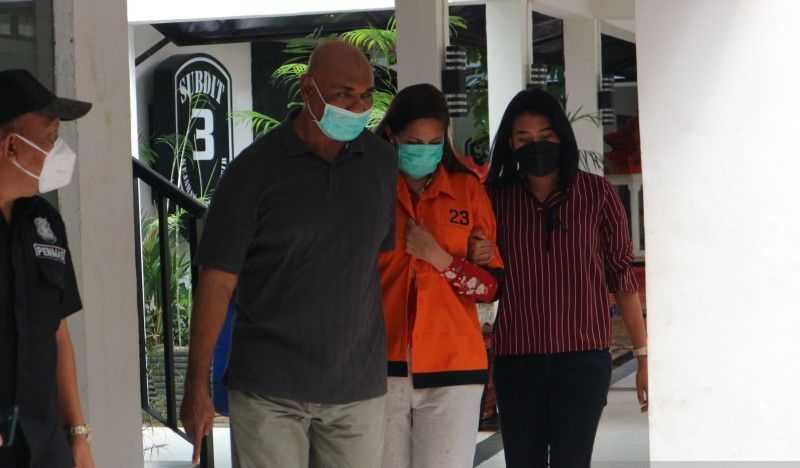 Ditangkap Polisi, DJ Chantal Dewi Mengaku Sudah Sejak 2009 Konsumsi Sabu