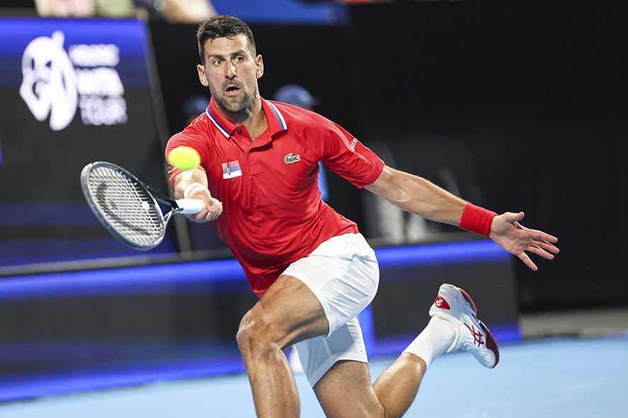 Djokovic Bantu Serbia Atasi Tiongkok