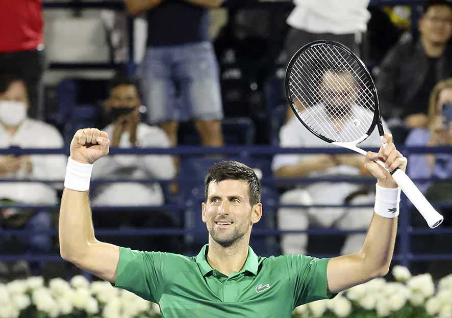 Djokovic Berjuang Tak Tergusur dari Nomor Satu Dunia