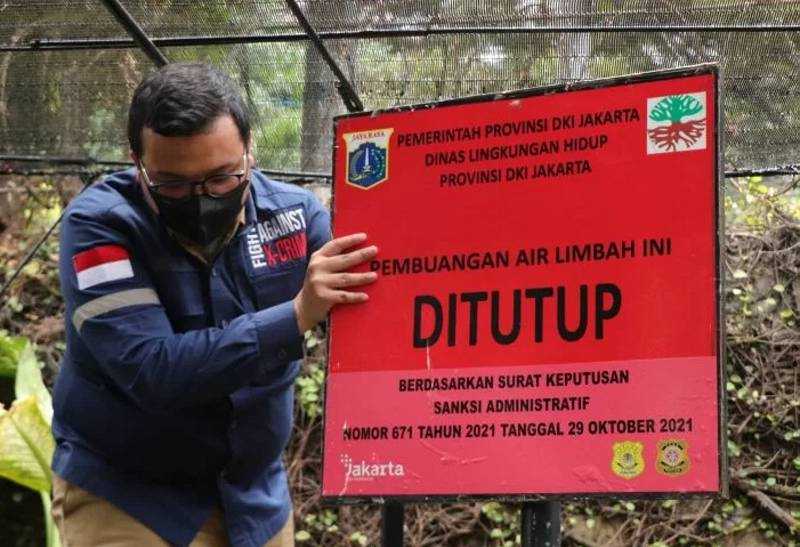 DLH DKI Tutup Saluran Limbah Pabrik Farmasi di Jakut