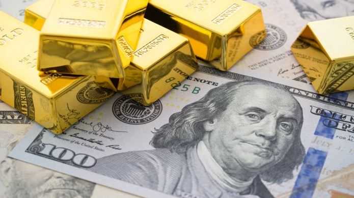Dolar AS Melemah, Harga Emas Melambung Tinggi