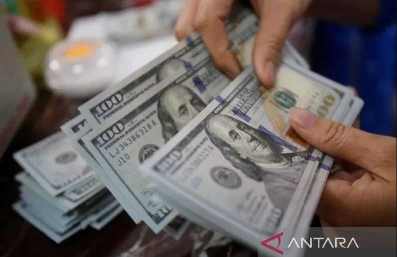 Dolar Dibuka Menguat di Asia Jelang Rilis Data Inflasi AS