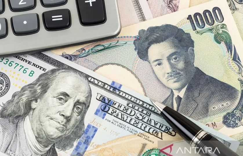 Dollar Waspada, Yen Menguat Mendekati Level Tertinggi