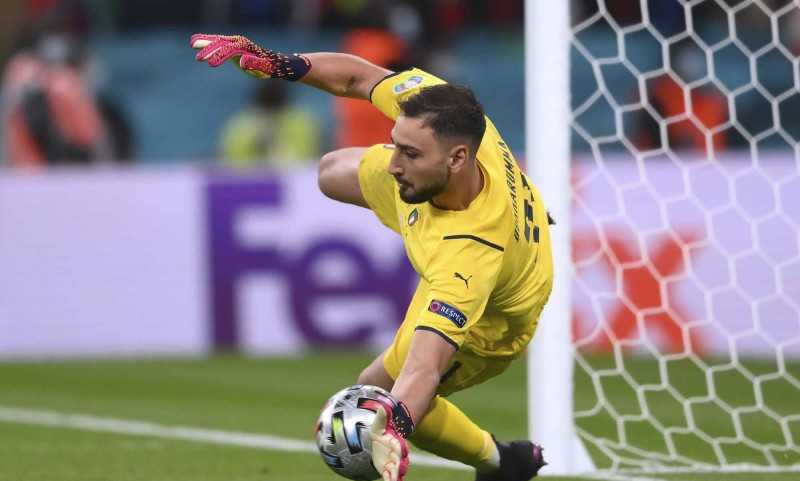 Donnarumma Resmi Berpisah dengan AC Milan