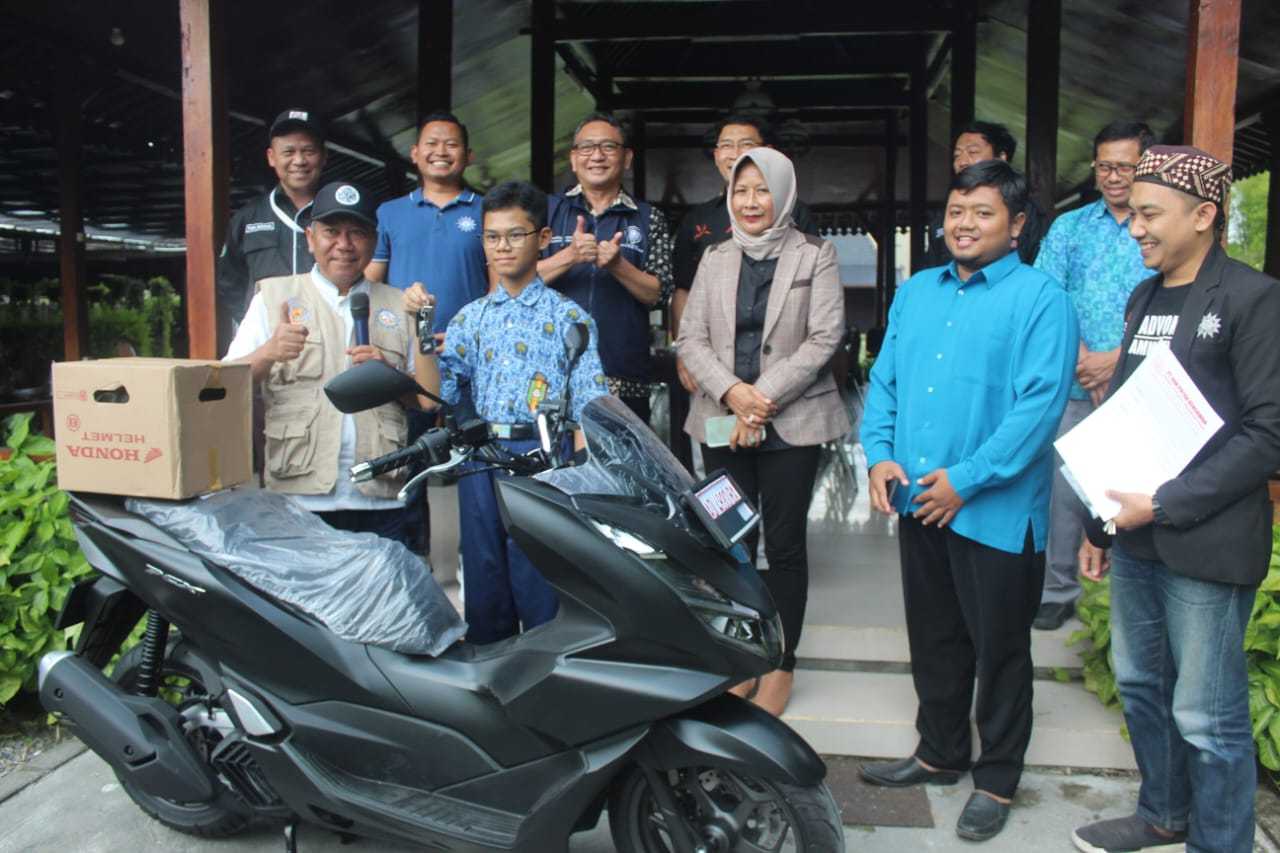 Door Prize Muktamar Muhammadiyah Ini Langsung Disumbangkan oleh Penerimanya, Padahal Hadiahnya Honda PCX Lho…