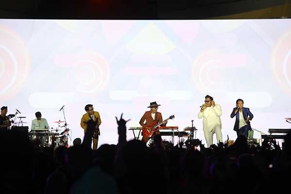 DPR Gelar Konser People Fest 2024 3