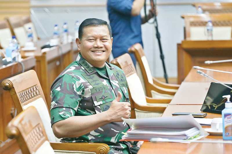 DPR SETUJUI LAKSAMANA TNI YUDO MARGONO SEBAGAI PANGLIMA TNI