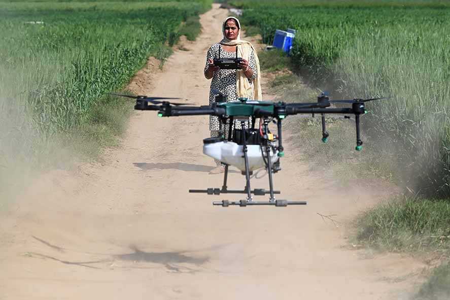 “Drone Sister Bantu Berdayakan Kaum Perempuan di India