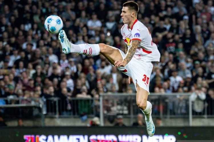 Dua Gol dari Penyerang Sesko Membawa RB Leipzig Pesta Empat Gol Tanpa Balas Atas Augsburg