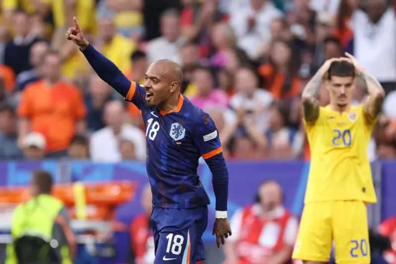 Dua Gol Donyell Malen Warnai Kemenangan Belanda 3-0 Atas Rumania