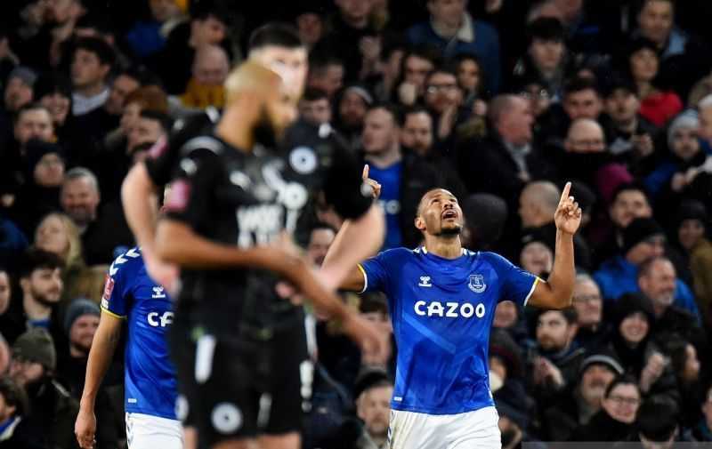 Dua Gol Solomon Rondon Bawa Everton ke Perempat Final Piala FA