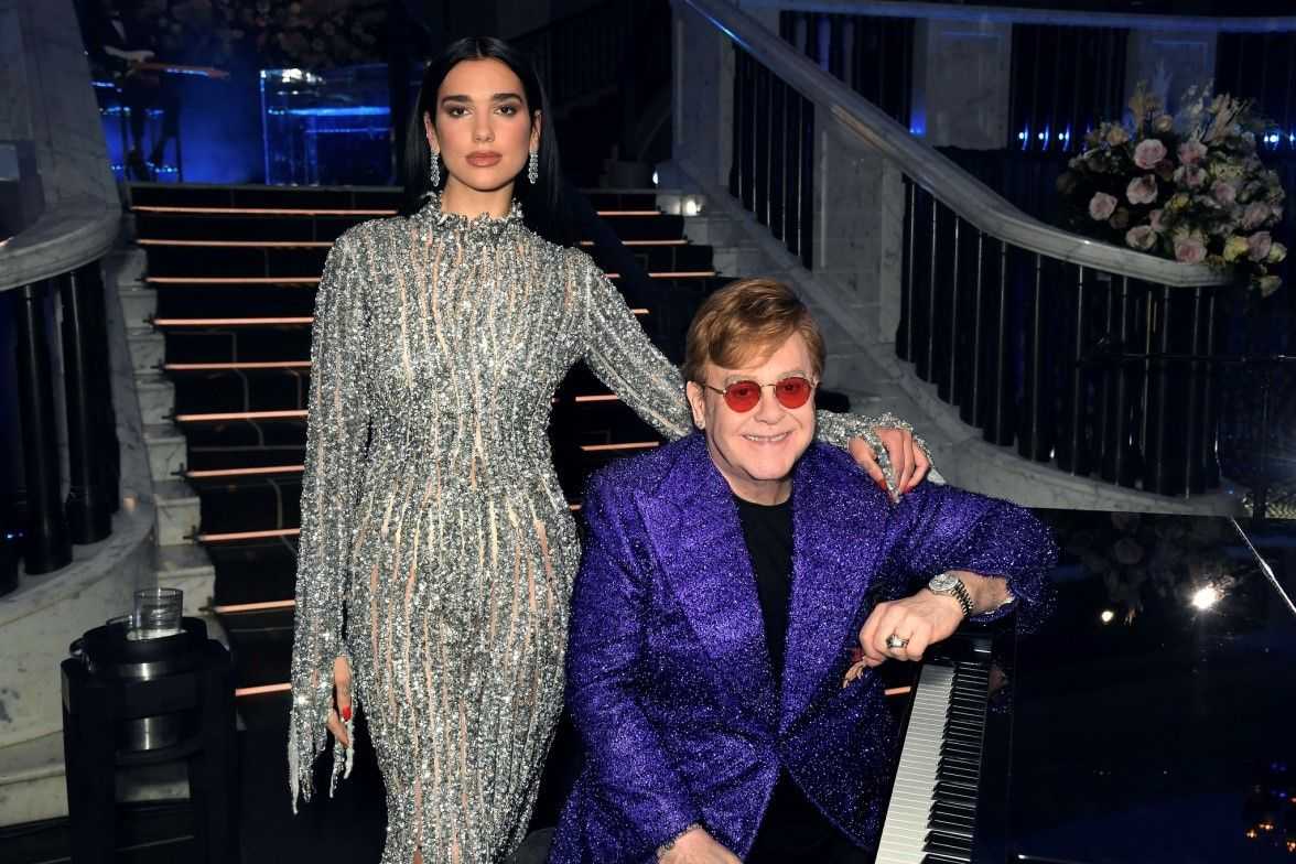 Dua Lipa Ikut Meriahkan Konser Elton John Farewell from Dodger Stadium