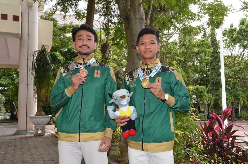 Dua Mahasiswa UNY Sabet Juara Taekwondo Pomnas