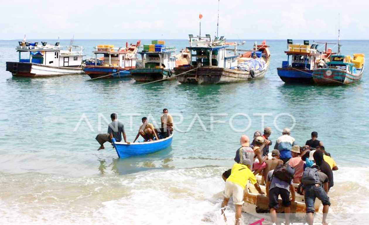 Dua Nelayan Asal Aceh Hanyut Diselamatkan Polisi Marin Malaysia