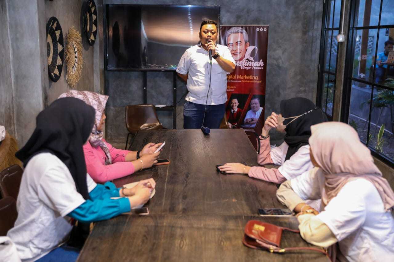 Dukung Perempuan Berdaulat, Muslimah Ganjar Pranowo Adakan Pelatihan Digital Marketing 4