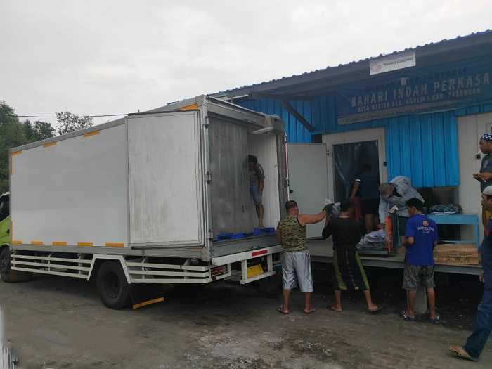 Dukung UMKM Pemindangan Pasuruan, KKP Serahkan Cold Storage 50 Ton