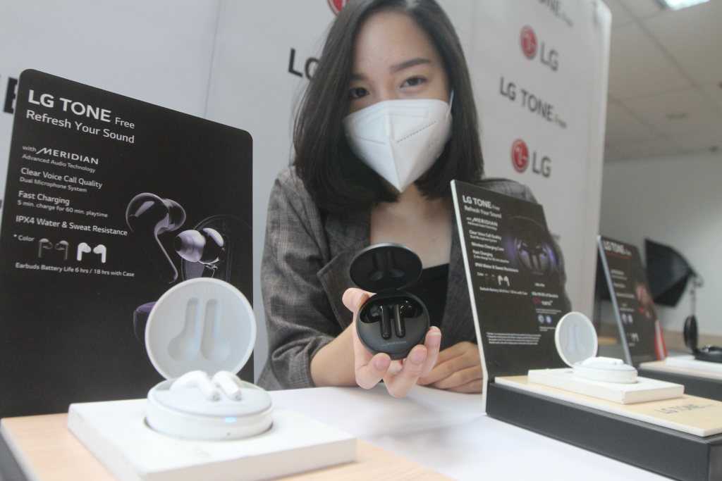 Earbud LG tone 1