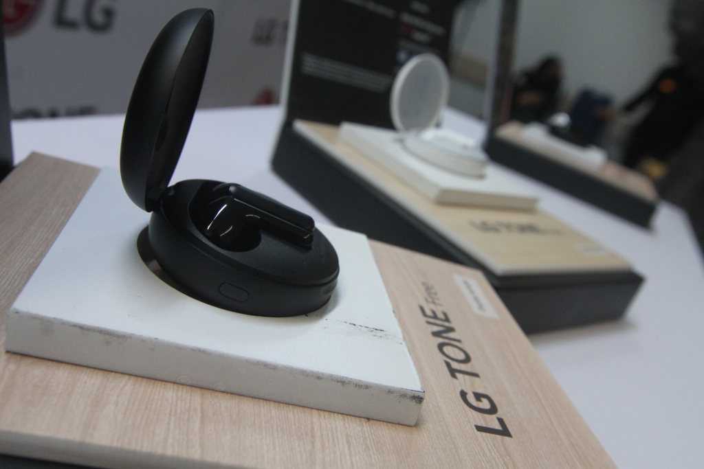 Earbud LG tone 4