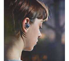 Earbuds TWS dengan 3 Mikrofon