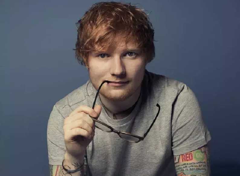 Ed Sheeran Bikin Album Kompilasi Tur 'Mathematics'