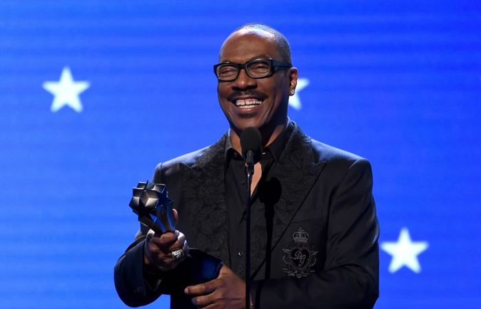 Eddie Murphy Raih Penghargaan Cecil B DeMille di Golden Globes