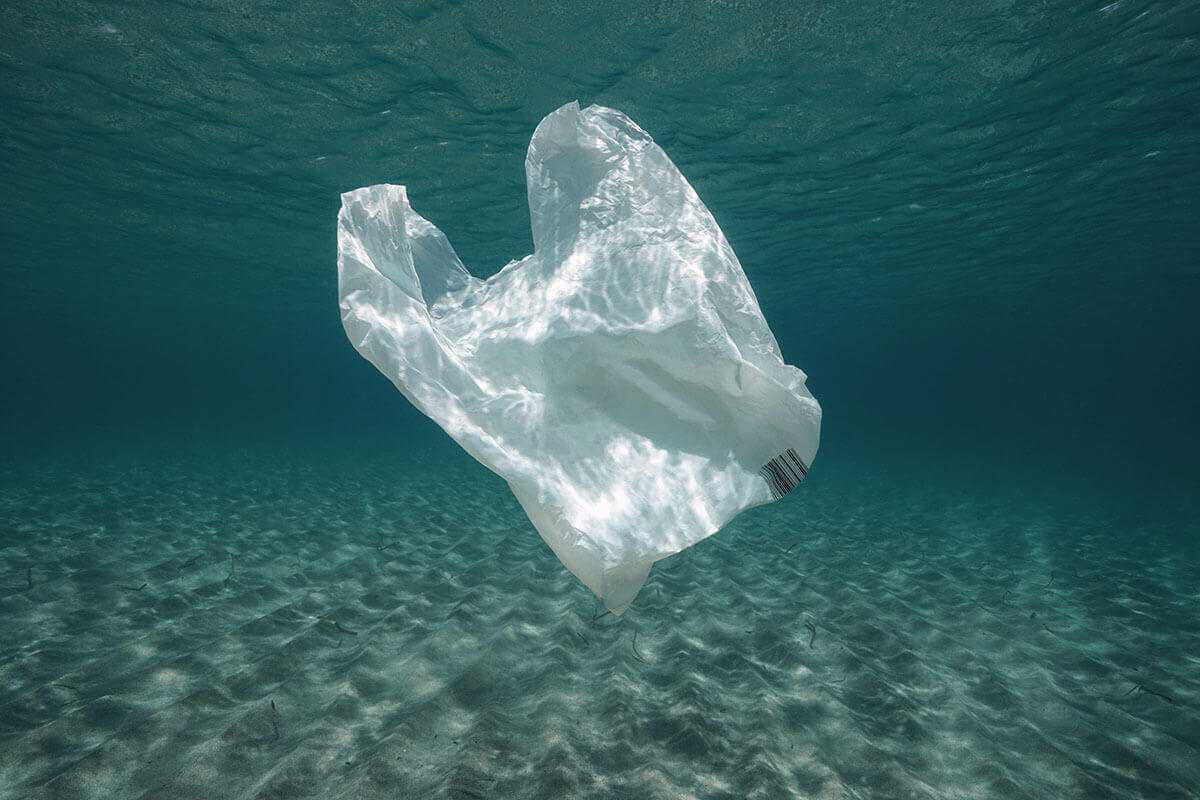 Ekonomi Sirkular Atasi Sampah Plastik di Laut